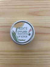 Carica l'immagine nel visualizzatore di Gallery, Scrub Labbra
